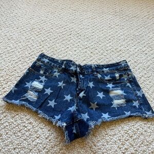 Rue21 star patterned booty shorts